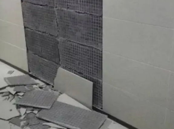 张家口市瓷砖空鼓维修公司分享下张家口市墙砖松动维修的知识